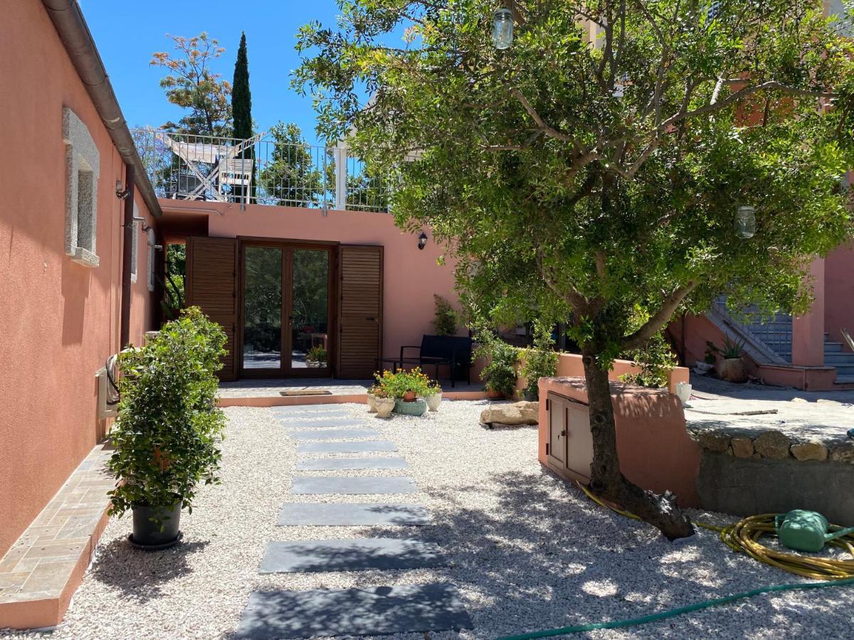 Quadrifoglio Affittacamere San Teodoro  Exterior foto